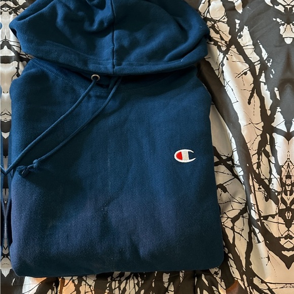 Nike pants- (medium) $60 - Picture 2 of 4